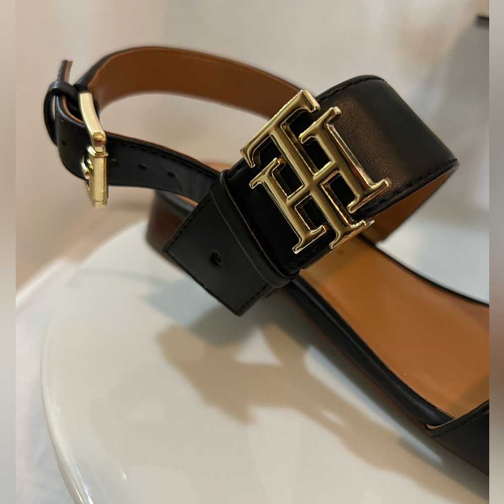 Tommy Hilfiger - Black Sandals with Gold Buckle - Picture 2 of 11